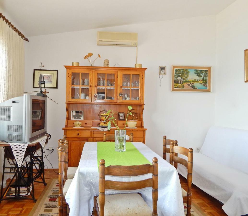 Apartment Kovacic Omis Bagian luar foto